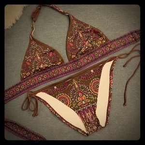 NWOT Victoria’s Secret Floral Boho Halter Bikini
